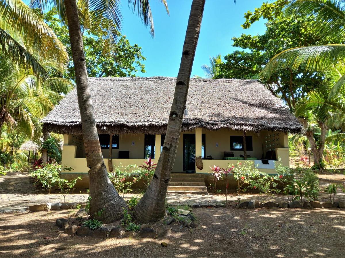 Moheli Laka Lodge Nioumachoua Ngoại thất bức ảnh
